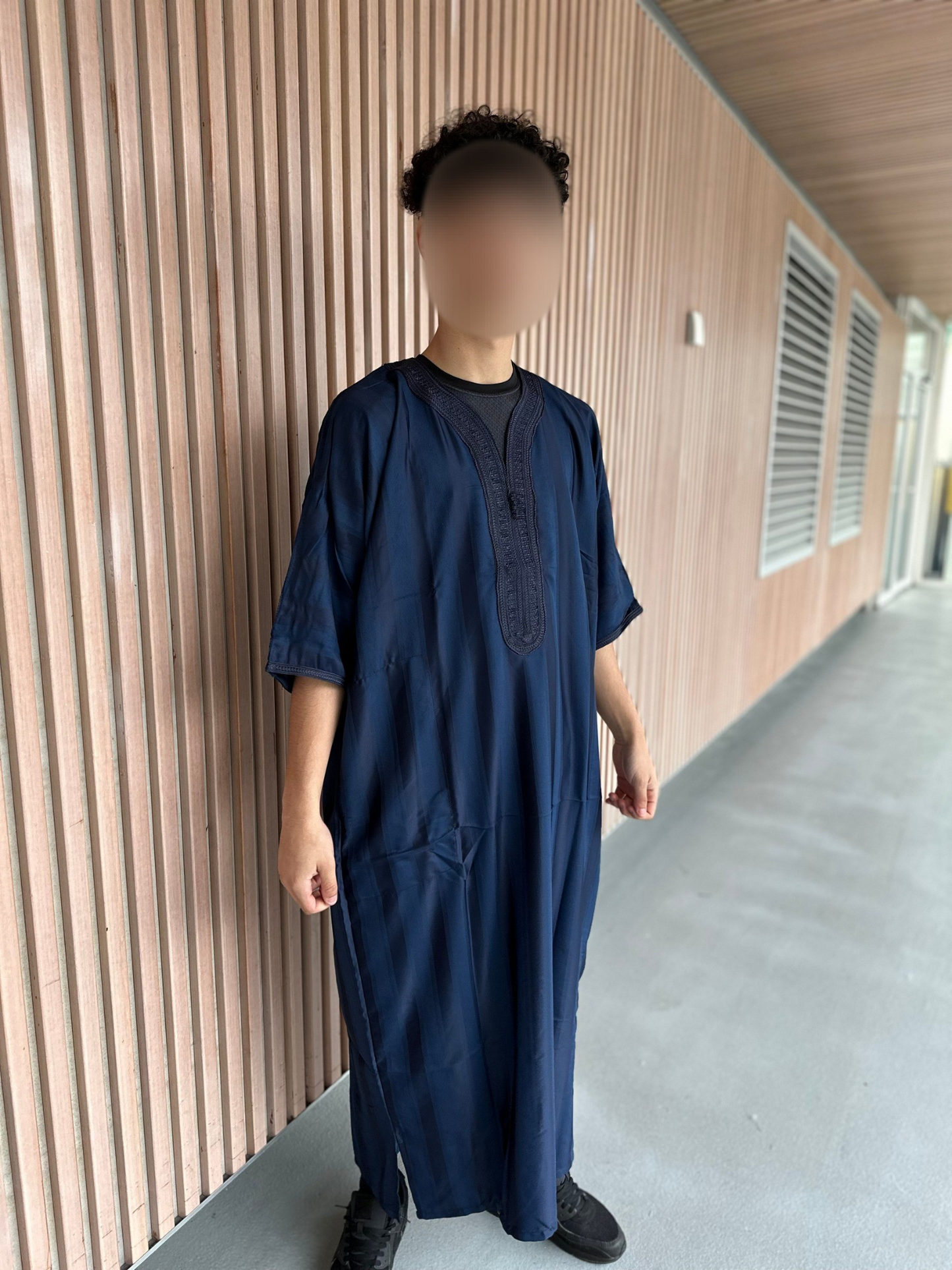 Heren abaya deep donkerblauw strepen korte mouwen