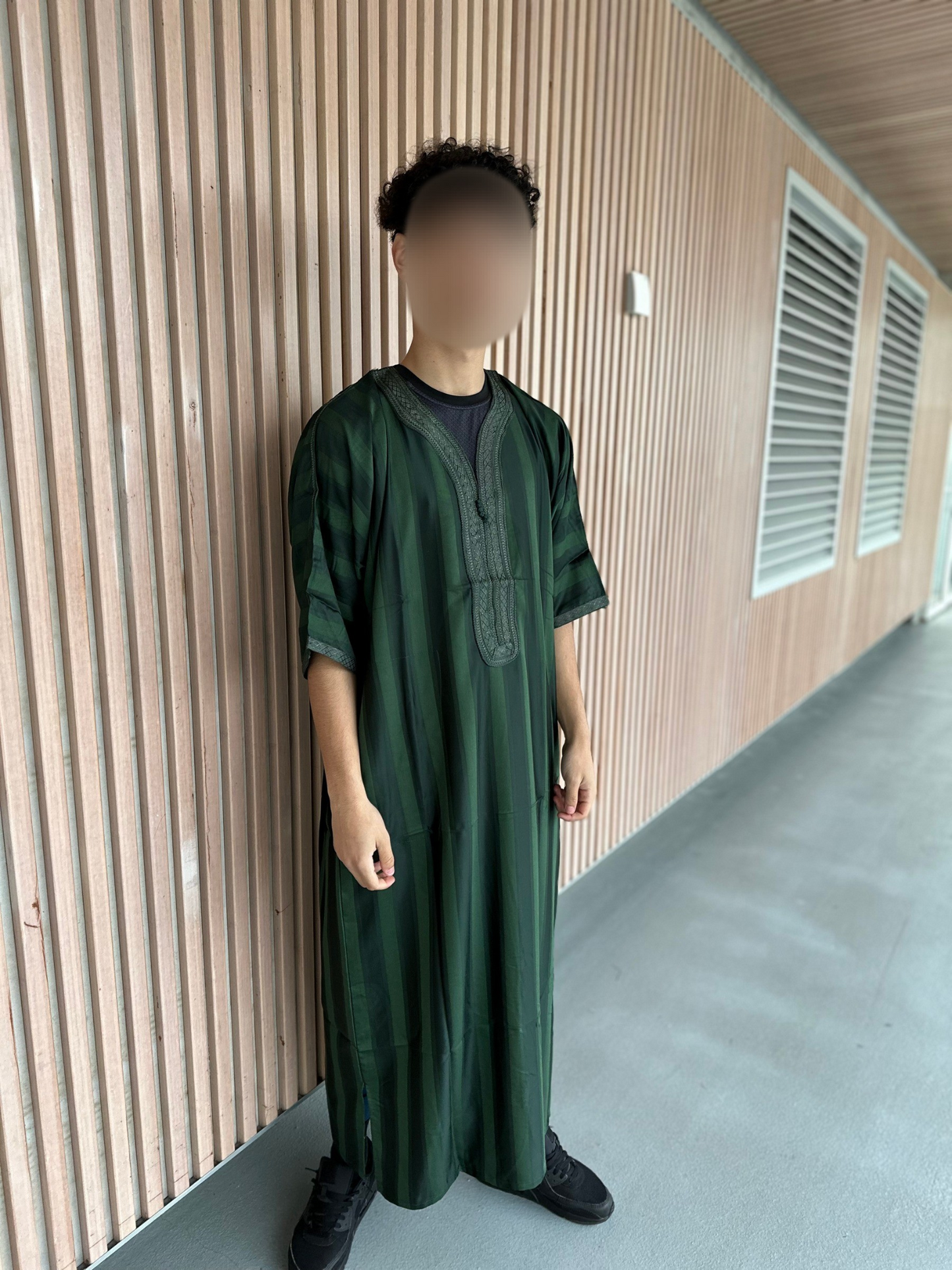 Heren abaya donkergroen strepen korte mouwen