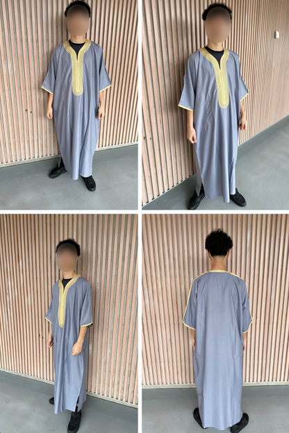 Heren abaya grijs met gouden kraag korte mouwen